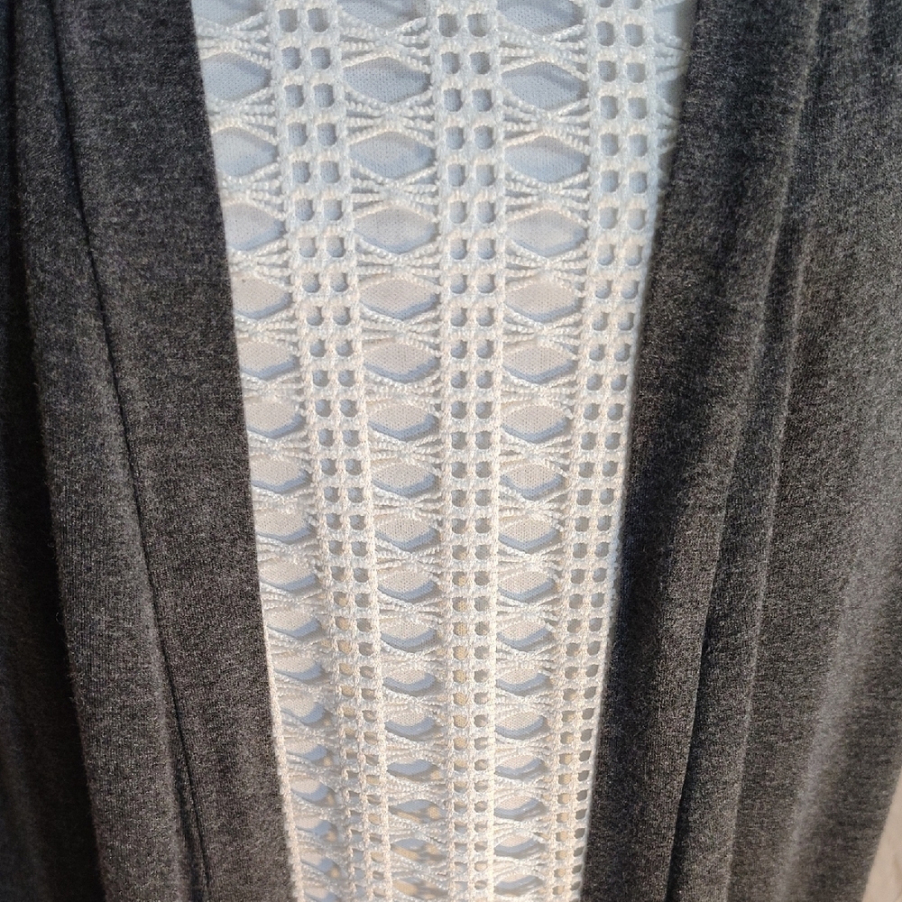 NAIF Gray Open-Front Cardigan with White Knit Top - Picture 6 of 6